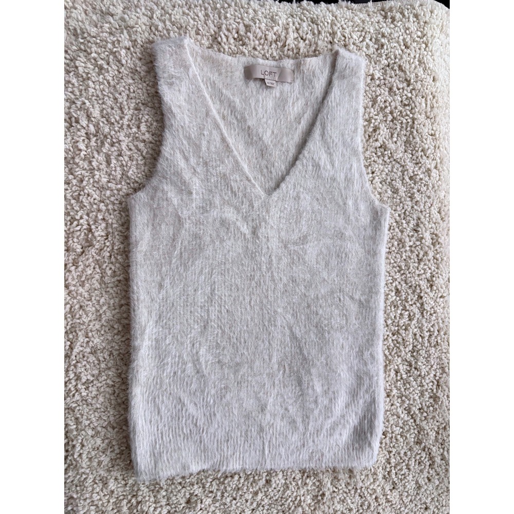 Loft‎ Cream Fuzzy Metallic V Neck Sleeveless Sweater Top Womens XS